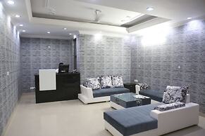 Mint City Center Suites