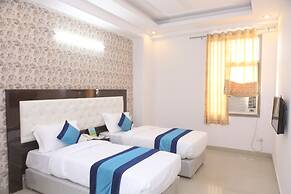 Mint City Center Suites