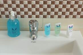 Mint City Center Suites