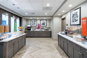 Hampton Inn & Suites Glenarden/Washington DC