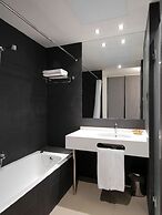 Hotel Cienbalcones