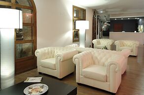 Hotel Cienbalcones