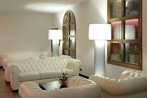 Hotel Cienbalcones