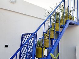 Majorelle Hostel