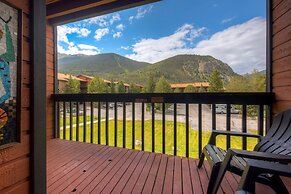 Mountainside Condominiums by CRMR