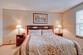 Mountainside Condominiums by CRMR