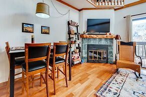 Mountainside Condominiums by CRMR