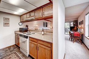 Mountainside Condominiums by CRMR