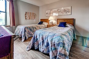 Mountainside Condominiums by CRMR