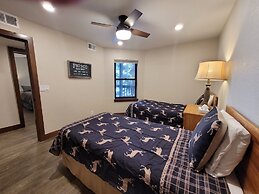 Mountainside Condominiums by CRMR