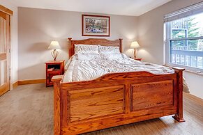 Mountainside Condominiums by CRMR