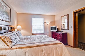 Mountainside Condominiums by CRMR