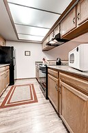 Mountainside Condominiums by CRMR