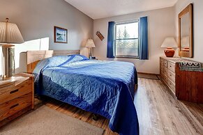 Mountainside Condominiums by CRMR