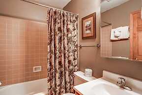 Mountainside Condominiums by CRMR