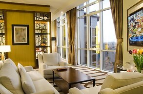 Bayat Hotels Company