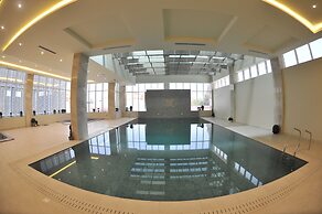 Bayat Hotels Company