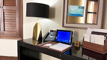 Bayat Hotels Company
