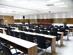 GreenTree Inn Bengbu Longhu Express Hotel