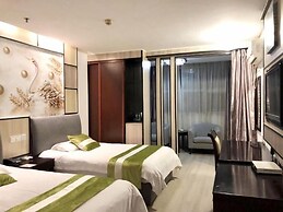 Greentree Inn Suzhou Taicang Baolong Square Express Hotel