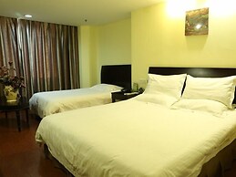 Greentree Inn Suzhou Taicang Baolong Square Express Hotel