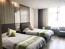 Greentree Inn Suzhou Taicang Baolong Square Express Hotel