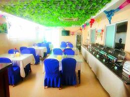 Greentree Inn Suzhou Taicang Baolong Square Express Hotel