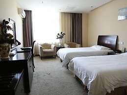 Greentree Inn Suzhou Taicang Baolong Square Express Hotel