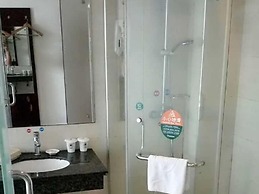 Green Inn Huainan Tianjiaan District Wanda Plaza Express Hotel