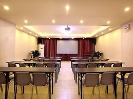 GreenTree Inn SanYa Jiyang Dist YaLongWan YingBin Ave Hotel