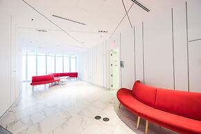 Condo in the sky with a breathtaking view