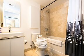 Condo in the sky with a breathtaking view