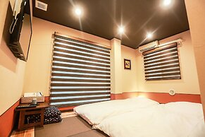 Asakusa No Yado Hanaakari