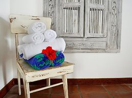 Villa Candi Kecil Tiga by Villa Finder