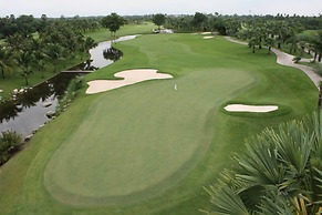 Suwan Golf and Country Club