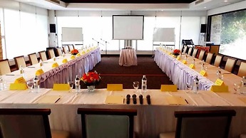 Suwan Golf and Country Club