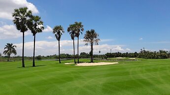 Suwan Golf and Country Club