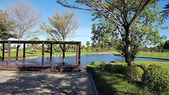 Suwan Golf and Country Club