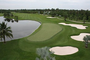 Suwan Golf and Country Club