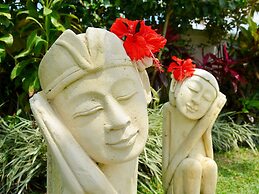 Villa Candi Kecil Tujuh by Villa Finder