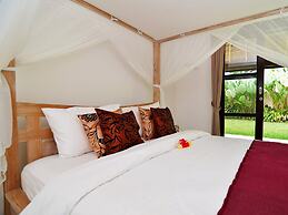 Villa Candi Kecil Tujuh by Villa Finder