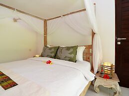 Villa Candi Kecil Tujuh by Villa Finder