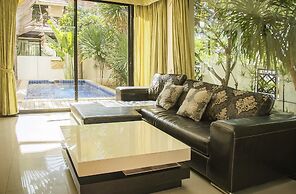 Natcha Pool Villa Pattaya