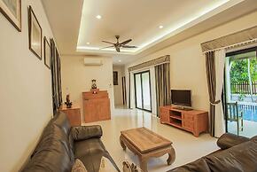 Natcha Pool Villa Pattaya