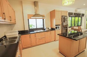 Natcha Pool Villa Pattaya