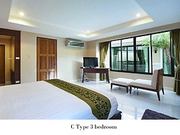 Natcha Pool Villa Pattaya