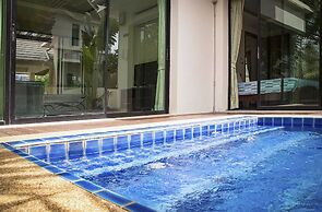 Natcha Pool Villa Pattaya