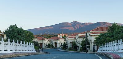 Camphortree Hotel & Resort