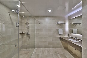 Camphortree Hotel & Resort