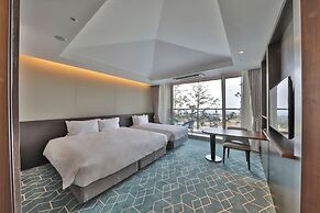 Camphortree Hotel & Resort